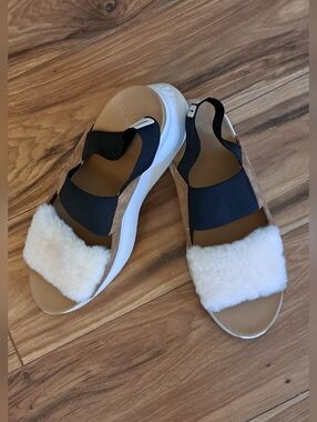 UGG Women's Silverlake Sneaker Sandals